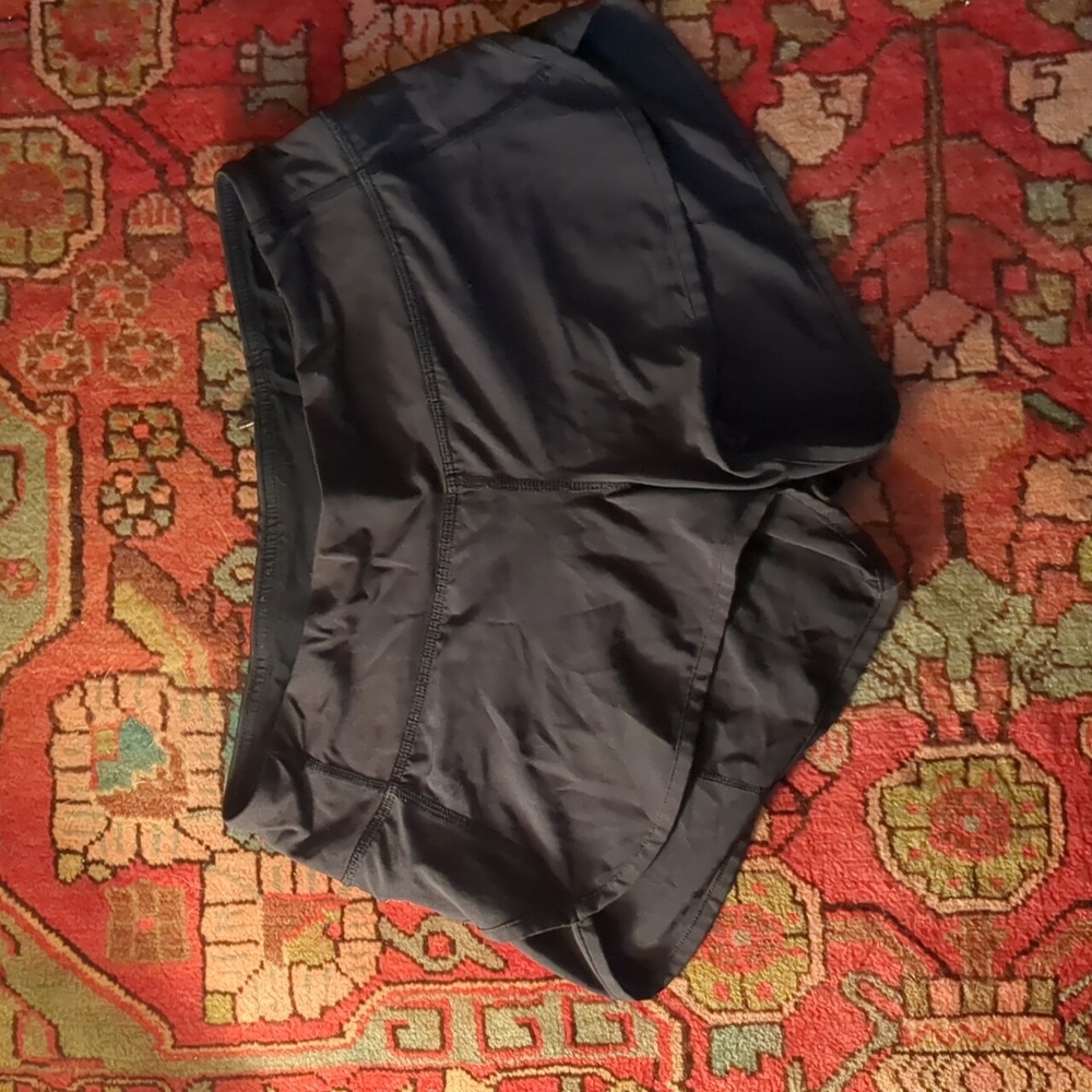 Lululemon Speed Shorts, size 4, black